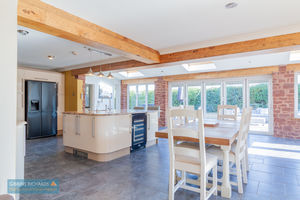 Kitchen/Dining/Family Room- click for photo gallery